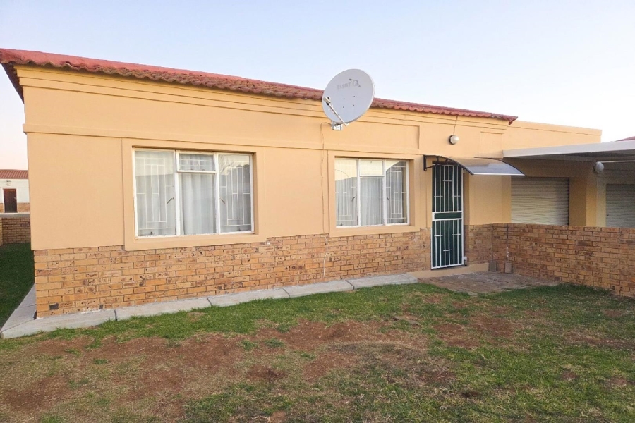 2 Bedroom Property for Sale in Fleurdal Free State